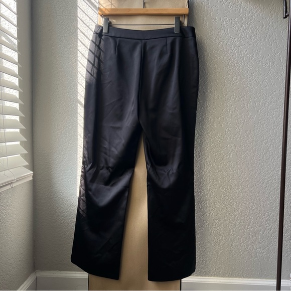 Sold ❌ ZARA MINI FLARED SATIN PANT - Picture 3 of 4
